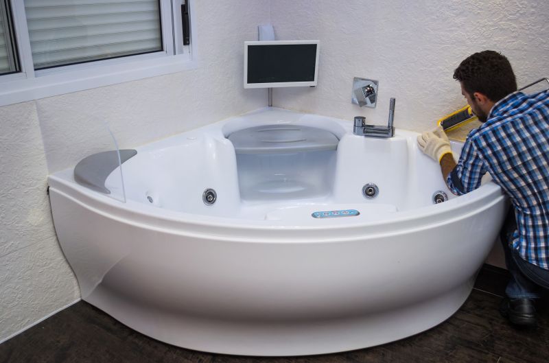 Compact Alcove Tub
